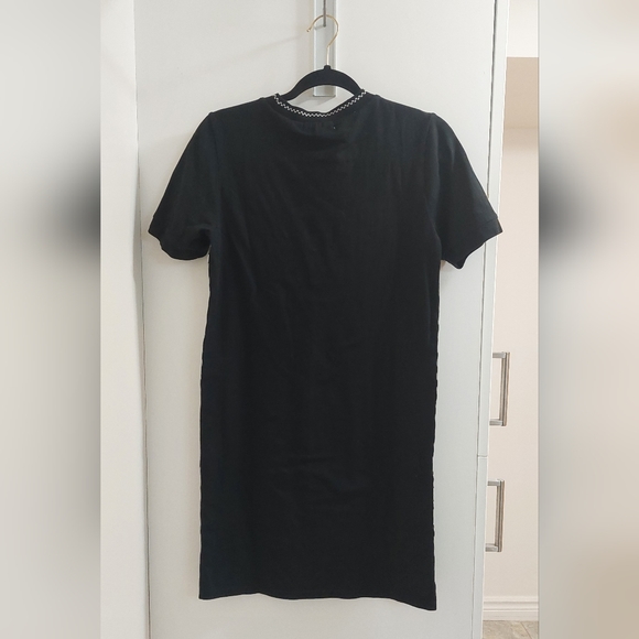 VANS Dress - Picture 2 of 6